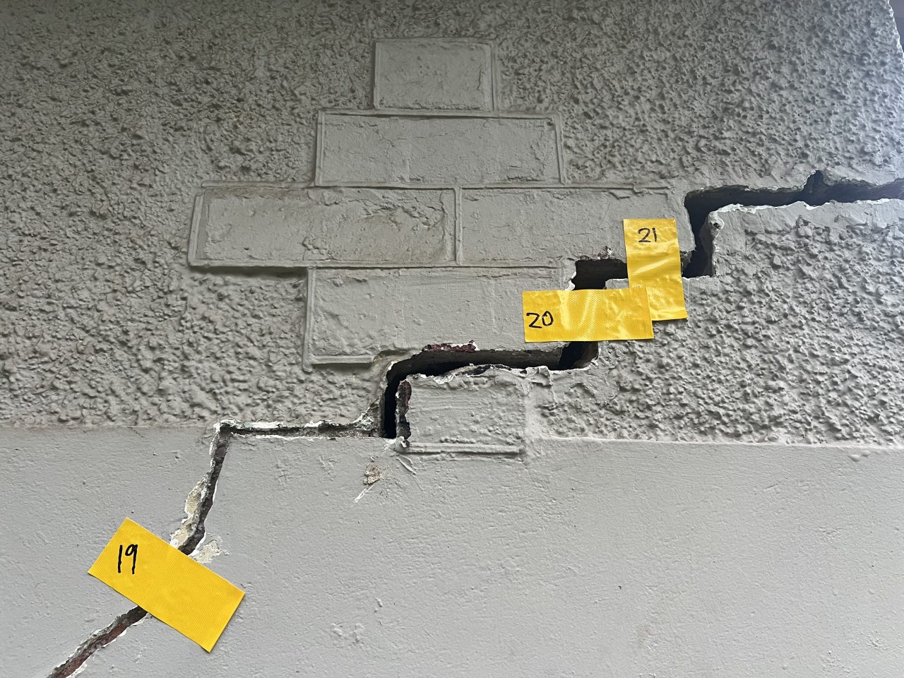 How to repair subsidence cracks in concrete block foundations & walls